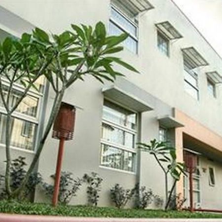 Saidah Guest House Бандунг Экстерьер фото