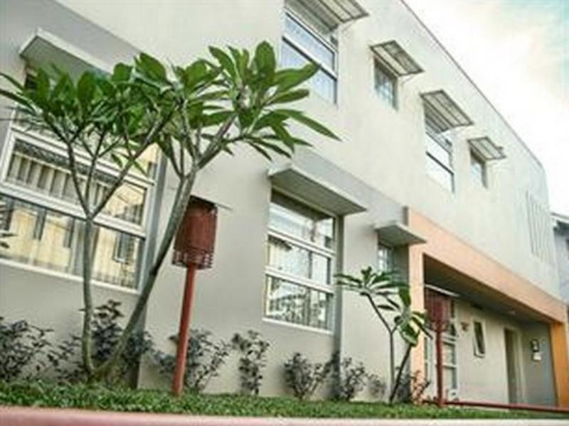 Saidah Guest House Бандунг Экстерьер фото